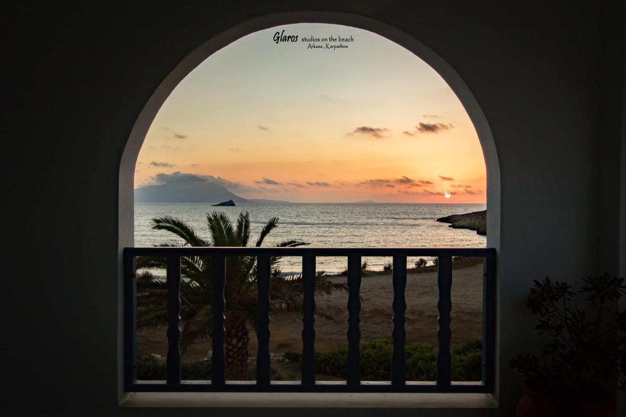 Apartamento Glaros Luxury Studio On The Beach Arkasa Exterior foto