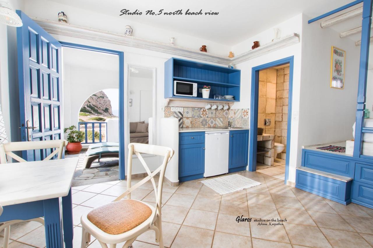 Apartamento Glaros Luxury Studio On The Beach Arkasa Exterior foto